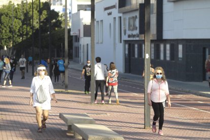 Las Almadrabillas también se llenó de almerienses.