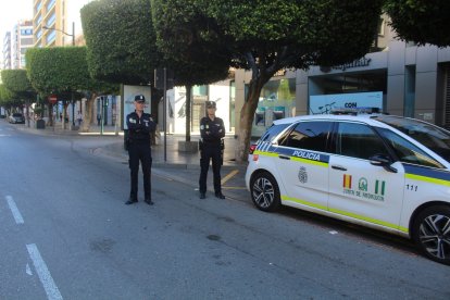 Policía abscrita a la Comunidad Autónoma Andaluza.