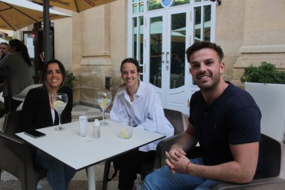 Con el Míster Almería en Burana, en el Paseo de Almería.