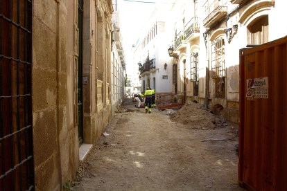 Obras en calle Emilio Ferrera.