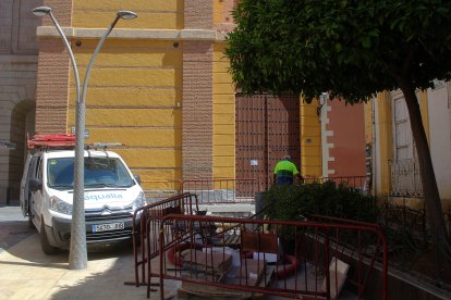 Obras en Plaza de Urrutia.