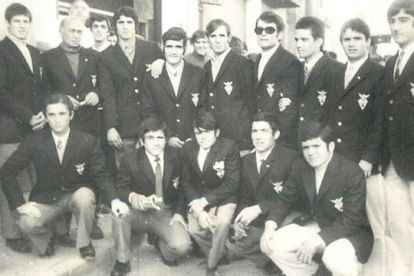 Liga 1970-1971. Maxi, Errazquín, Morilla, Escamilla, Chimico, Félix, Rebolloso, Pepito, Molina, Zapata II, Bartolo, Antoñillo, Goros y Penno.