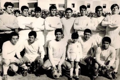 En el Estadio de La Falange en la 1969-1970.