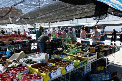 Mercadillo de la Bola Azul.