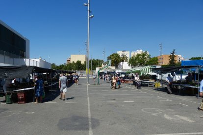 Mercadillo de la Bola Azul.