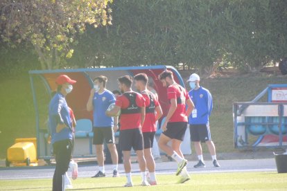 Guti, atento a todo.