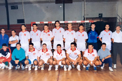 La temporada 1994-95 se denominaba Ciudad de Almería.