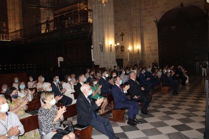 Asistentes al acto de toma de posesión de la Junta de Gobierno.