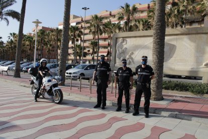 La Policía Local en una noche de San Juan atípica.