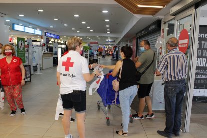 Participantes en la campaña solidaria.