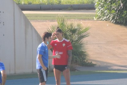 Mario Silva con Darwin Núñez.