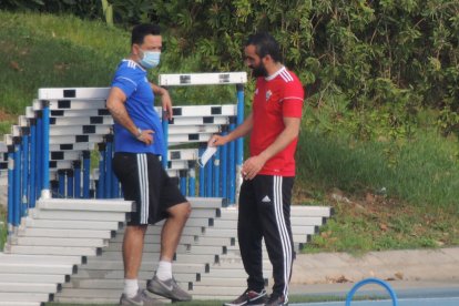 El Assy con el doctor.