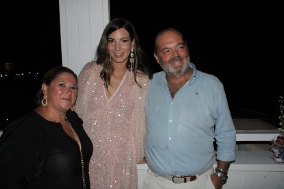 En la fiesta de cumpleaños de Jara.