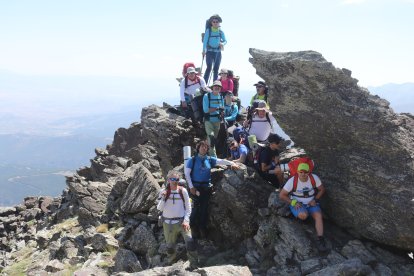 Llegar a la cima y las primeras emociones.