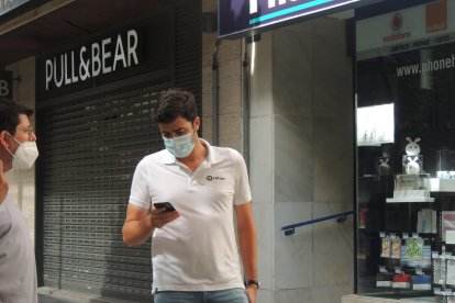 Juan Carrillo, el hombre de la Liga que acompaña al Almería.