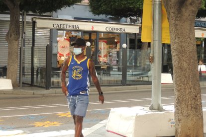 Jonathan Silva pasó el test a media tarde.