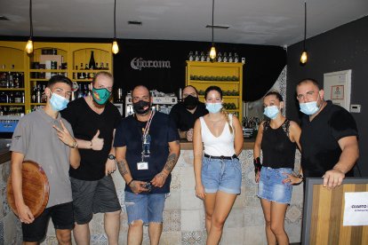 Los grandes profesionales de hostelería de Náutica, en la Plaza del Mar, en El Toyo.