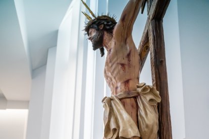 Se completó el aforo de la iglesia, siguiendo todas las medidas de seguridad.