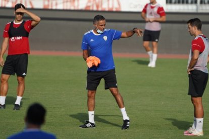 José Gomes.
