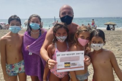 Ganadores del bono familiar para visitar las Cuevas de Sorbas.