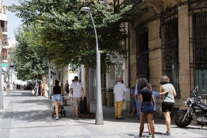 Calle peatonal de Reyes Católicos.