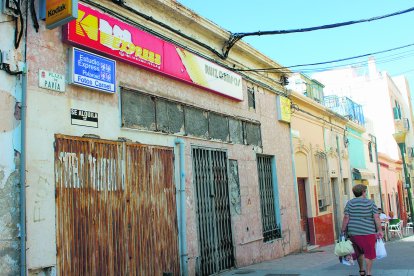 Cartel del estudio de fotos de Ruiz Campos en la Plaza de Pavía.