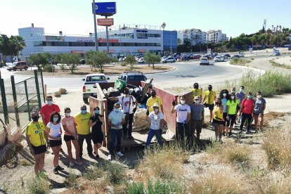 El Club de Atletismo del Sur Este y la Asociación Salvemos el Salar de los Canos han organizado la jornada.