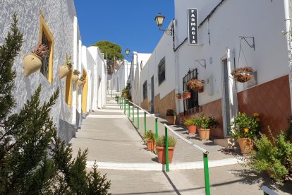 Una calle del pequeño pueblo de Enix.