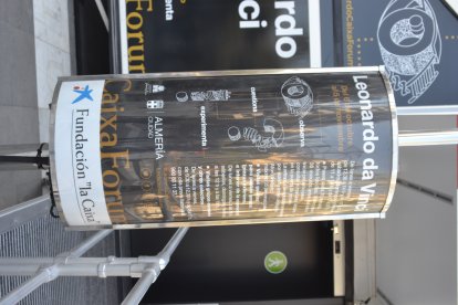 Exposición sobre Leonardo Da Vinci en la Plaza de las Velas.
