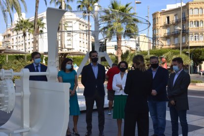 Exposición sobre Leonardo Da Vinci en la Plaza de las Velas.