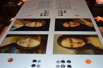 Exposición sobre Leonardo Da Vinci en la Plaza de las Velas.