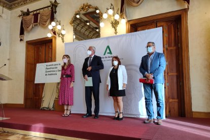 Presentación en Almería del Acuerdo para la Reactivación Económica y Social en Andalucía,