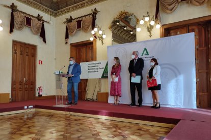 Presentación en Almería del Acuerdo para la Reactivación Económica y Social en Andalucía,