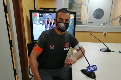 Comentando La Vuelta a España en el Carrusel desde Almería.