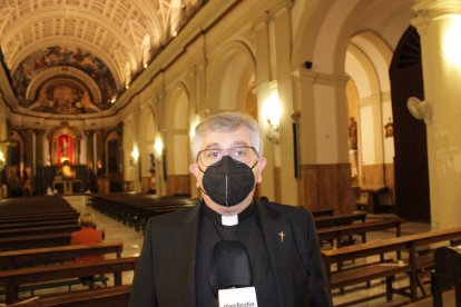 El párroco de la Iglesia de San Pedro, Juan Antonio Moya.