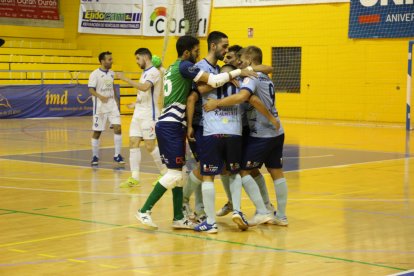 Celebrando uno de los goles.