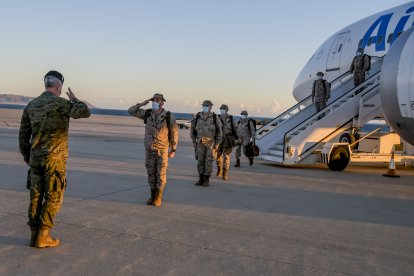 Llegaron al Aeropuerto de Almería a las 17.30 horas.