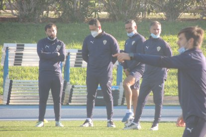 El cuerpo técnico del Almería.