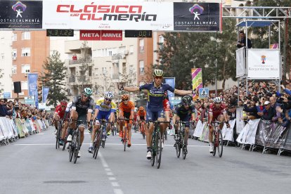 La Clásica Ciclista de Almería 2016.