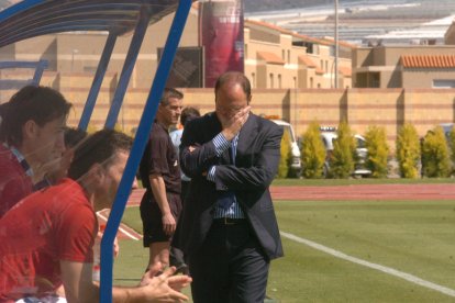 Pepe Mel no tuvo suerte en el banquillo celeste.