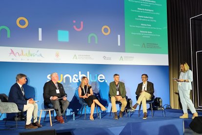 Una de las ponencias del horario de mañana en Sun&Blue Congres.
