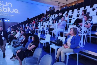 Una de las ponencias del horario de mañana en Sun&Blue Congres.