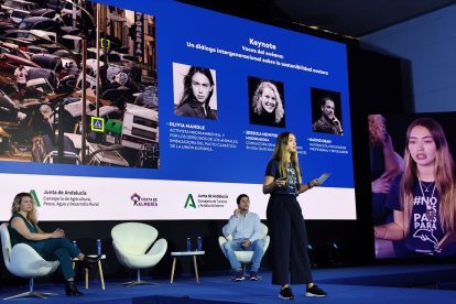 Intervención de Olivia Mandle, activista y embajadora de Sun&Blue Congress.