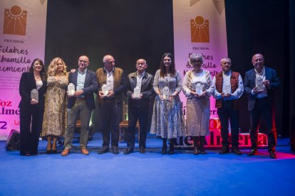 Foto de familia de todos los premiados de la noche.