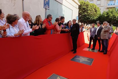 Karra Elejalde recibe una estrella y el premio Almería, Tierra de Cine en FICAL 2024.