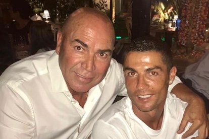 Juan Mesa Guerrero, Labi Champion, con Cristiano Ronaldo.