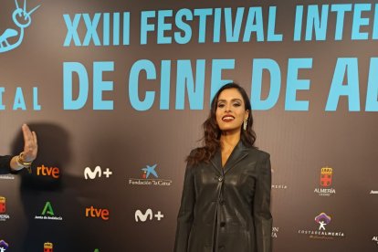 Andrea Bayardo, Celeste en la serie del mismo nombre.