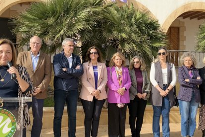 La Mancomunidad de Municipios del Bajo Andarax conmemora el 25N con la lectura de un manifiesto en la Plaza de las Mascaranas en Huércal de Almerí