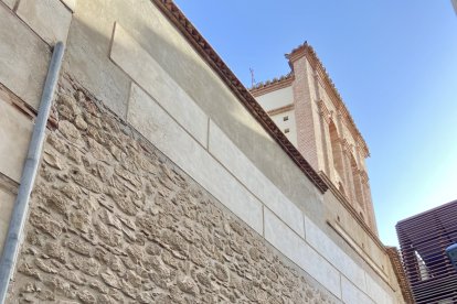 La Iglesia Monasterio de las Puras, junto a la catedral.