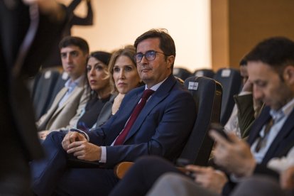 El alcalde de El Ejido, Francisco Góngora junto a la parlamentaria andaluza, Julia Ibañez o el edil de agricultura entre otros.